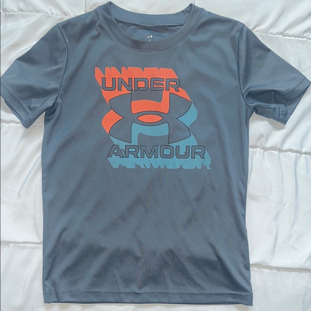 Under Armour Kids Charcoal and Orange Graphic Tee
